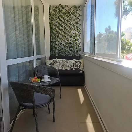 Moon Palace - лунен дворец Apartment